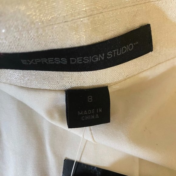 NWT Women's Chic White Shimmer Short Sleeve Button Top Express - Picture 8 of 10